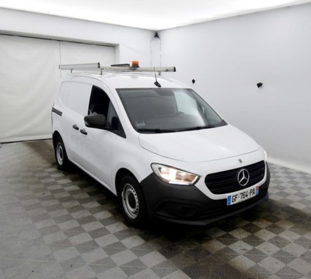 Fourgon Mercedes Benz Citan Cdi année 2022 ayant 20453 km au compteur