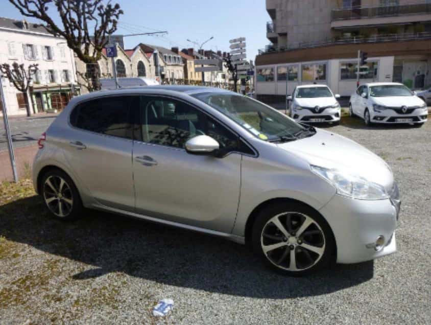 Peugeot · 2015 — photo 1