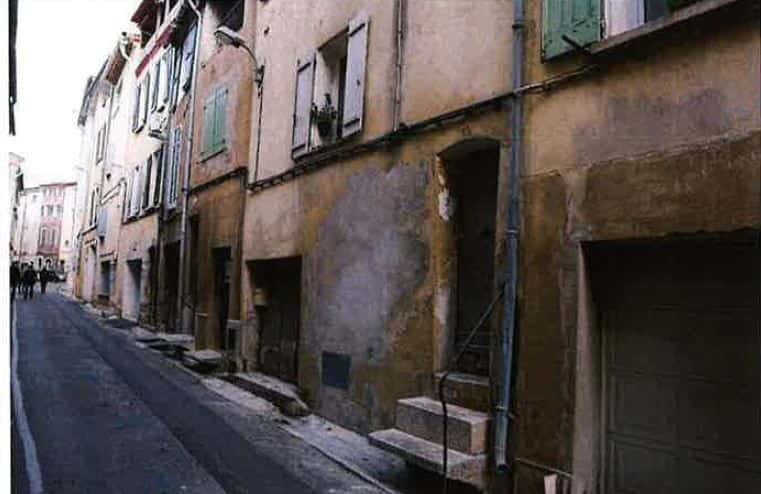 Appartement à LE BEAUSSET (83), Le Beausset à Le Beausset — photo 1