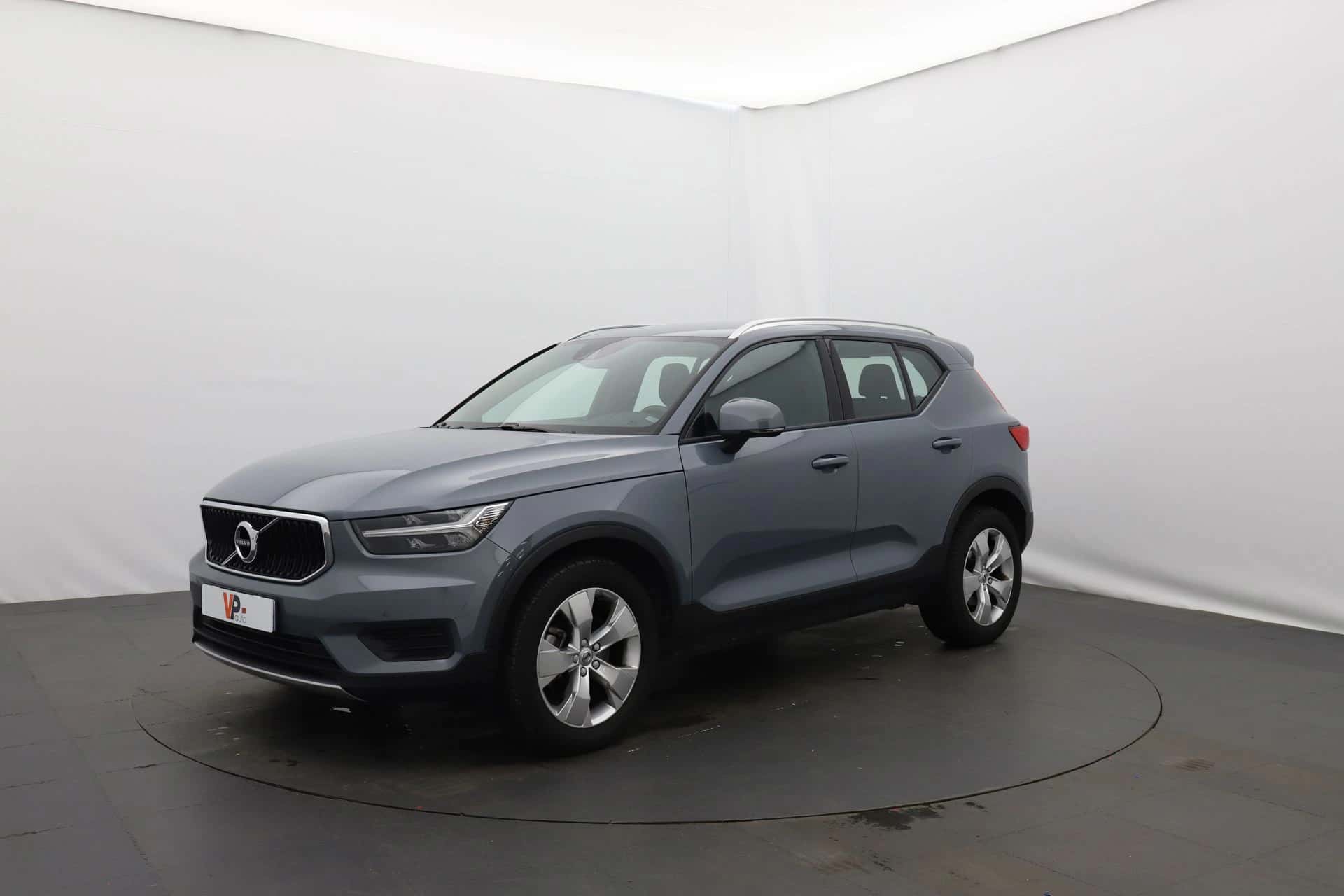 XC40 B4 AWD 197 ch DCT7 Momentum Business, VOLVO · 2021 · 39380 km · Hybride à Bassens — photo 1