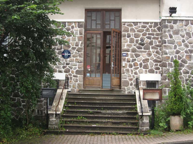 Bâtiment à La Bourboule (63), La Bourboule à La Bourboule — photo 1