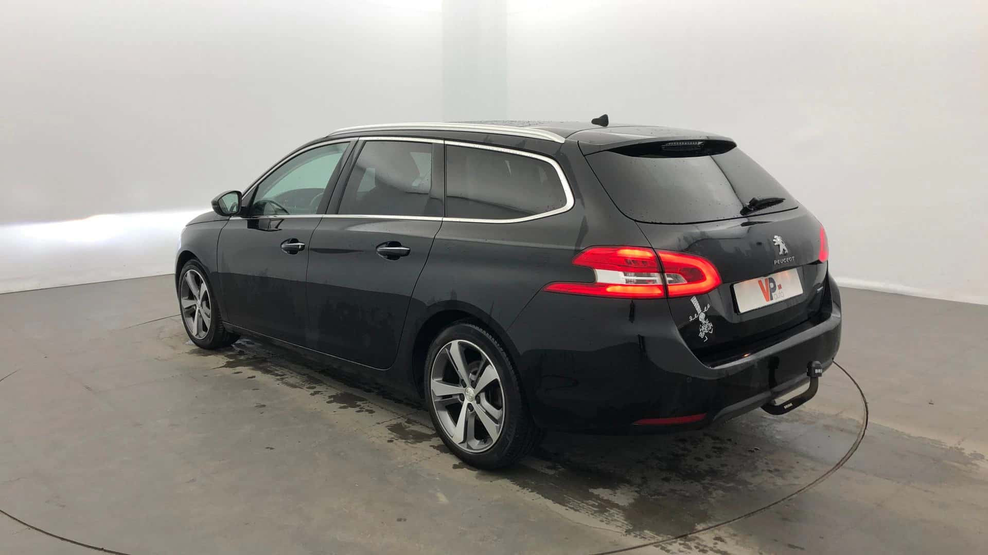 308 SW 1.6 BlueHDi 120ch S&S BVM6 Féline, PEUGEOT · 2016 · 188 577 km · Diesel à Vertou — photo 1