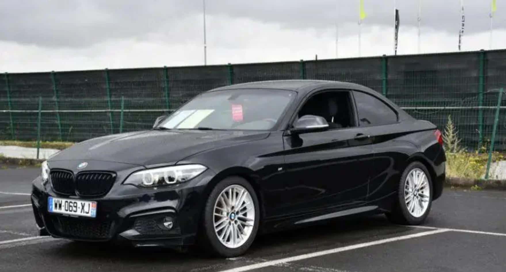 BMW Série 2, année 2019, ayant 41616 km au compteur