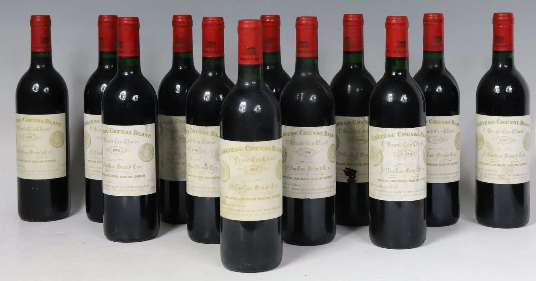 12 bouteilles de Cheval Blanc 1990, CHEVAL BLANC · 1990 à Bayeux — photo 1