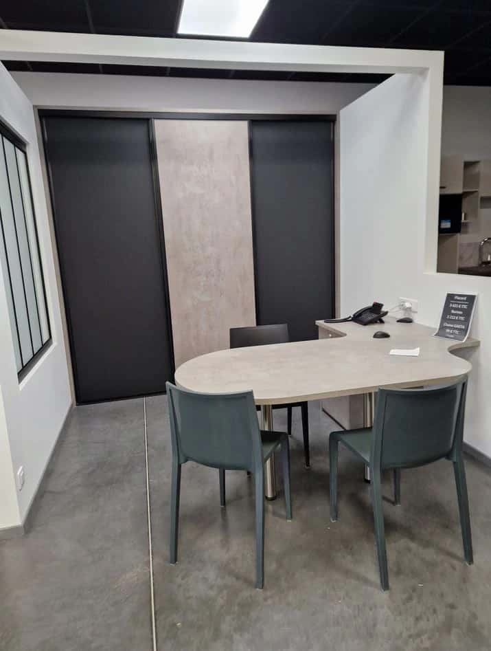 3 bureaux avec placards à Viriat — photo 1