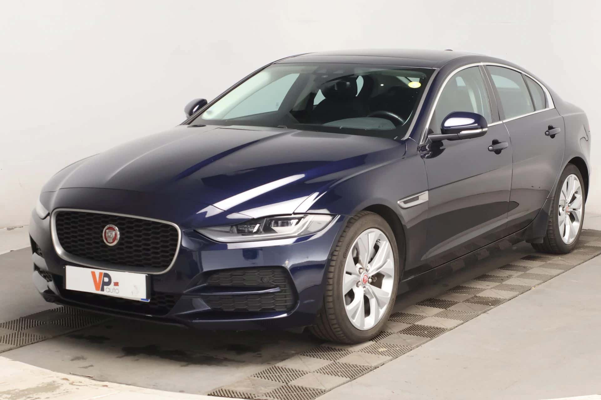 XE D180 BVA, JAGUAR · 2020 · 109 262 km · Diesel à Caudan — photo 1