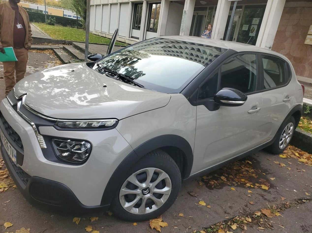 Citroën C3 1.2 PTEC, année 2023, avec 20 888 km au compteur