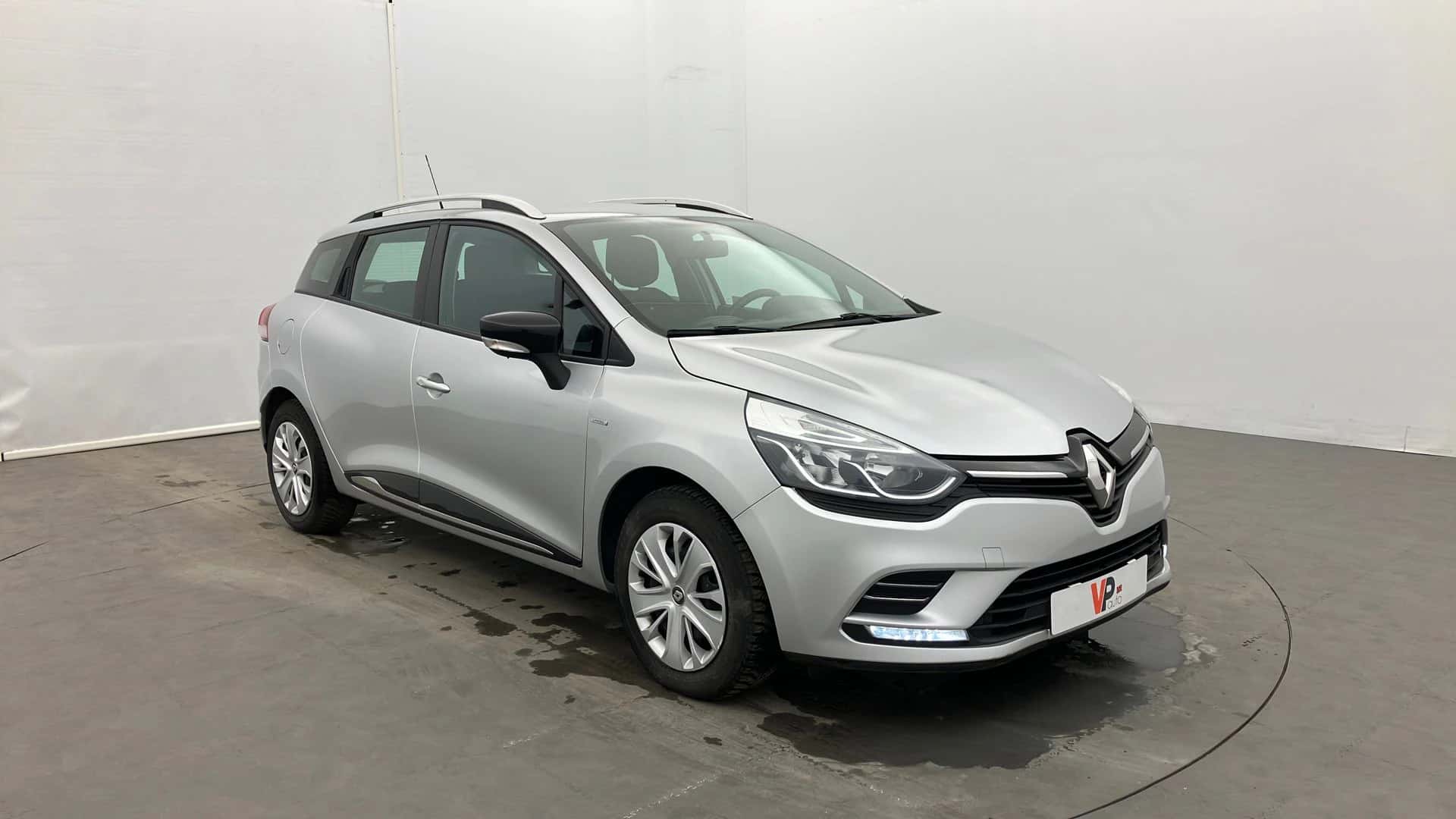 Clio Estate 1.2 16V 75, RENAULT · 2017 · 56 594 km · Essence à Vertou — photo 1