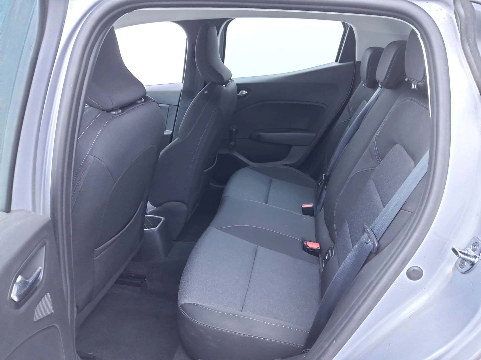 Clio TCe 90 - 21N, RENAULT · 2022 · 36 286 km · Essence à Colombier-Saugnieu — photo 1