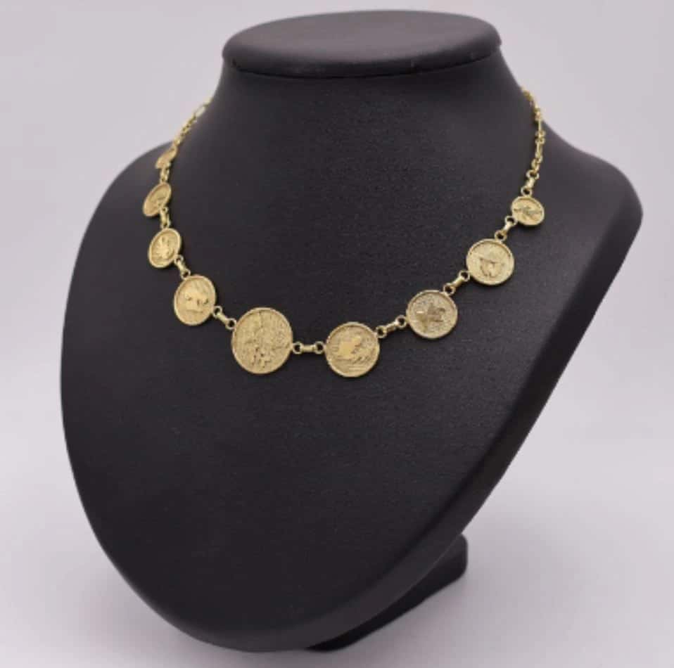 Collier en or 18K pesant 19,3 g