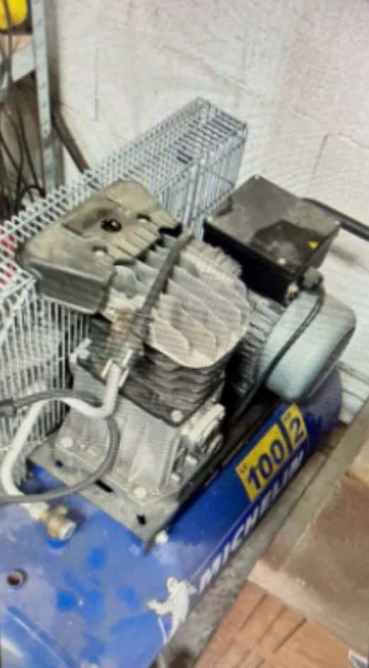 Un compresseur de marque Michelin de 100 L