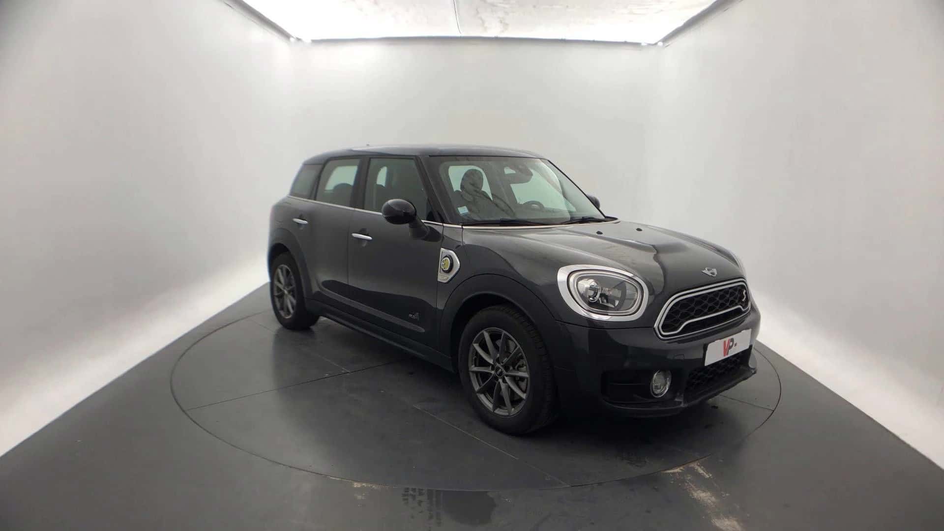 Countryman 136 - 88 ch ALL4 BVA6, MINI · 2017 · 82 857 km · Hybride à Miramas — photo 1