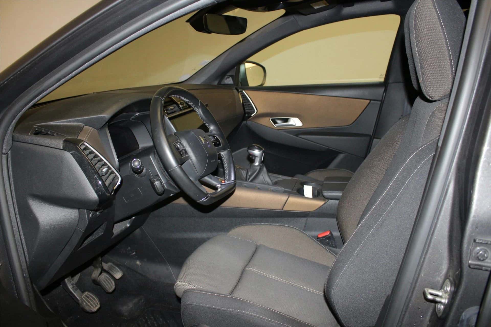 DS7 Crossback PureTech 130 BVM6, DS · 2020 · 86 634 km · Essence à Caudan — photo 1