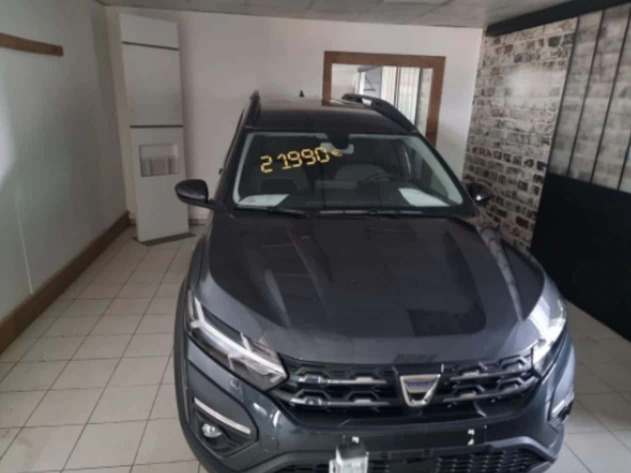 Dacia Jogger, année 2023, avec 10 km au compteur