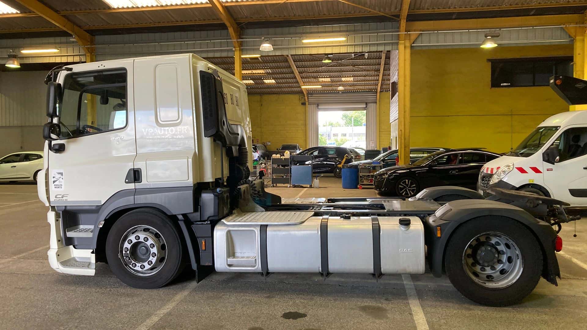 DAF CF 440 FT, DAF · 2017 · 665383 km · Diesel à Caudan — photo 1