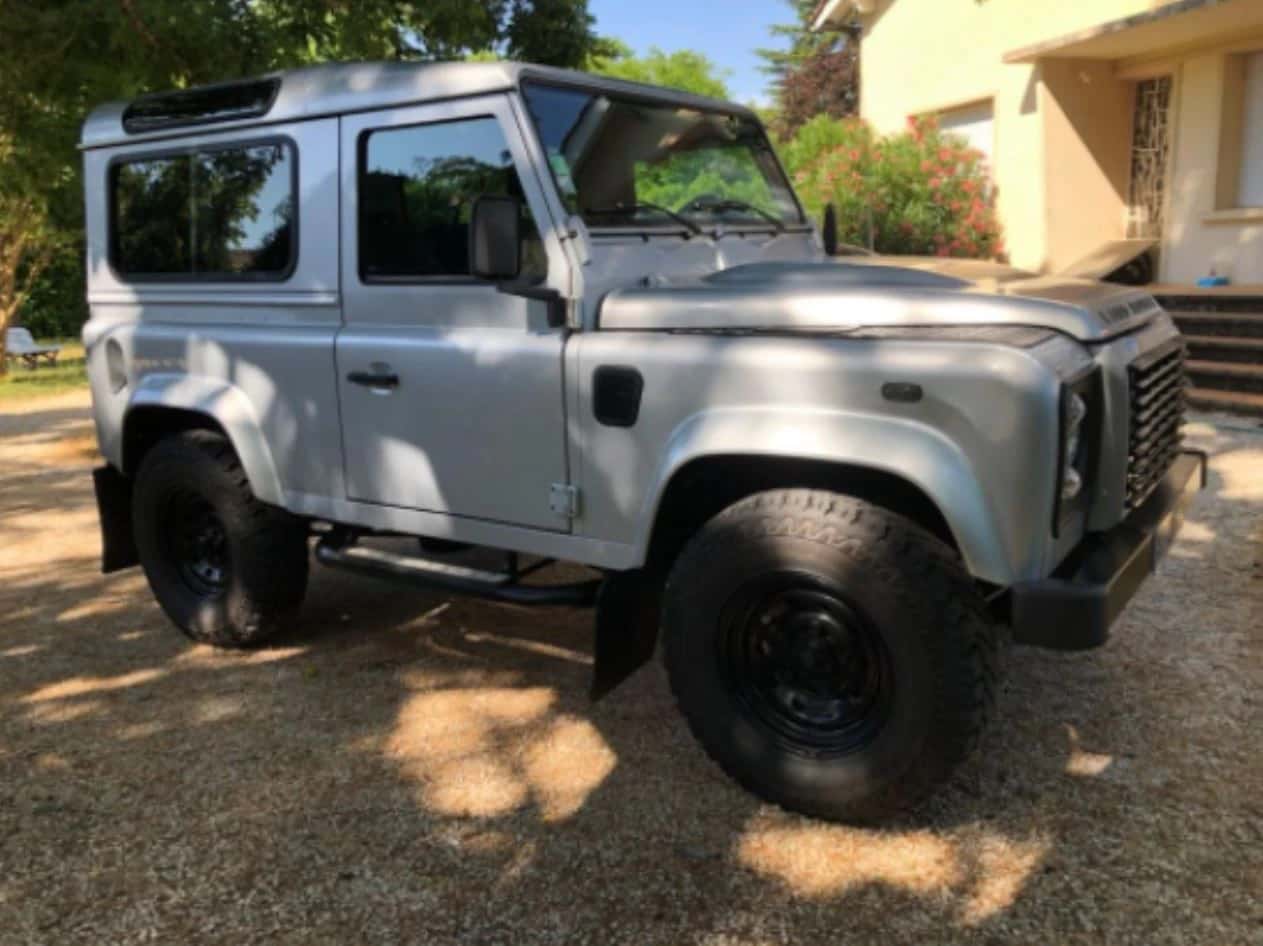 Defender TD4 année 2007, finition SE, Land Rover · 2007 à Castres — photo 1