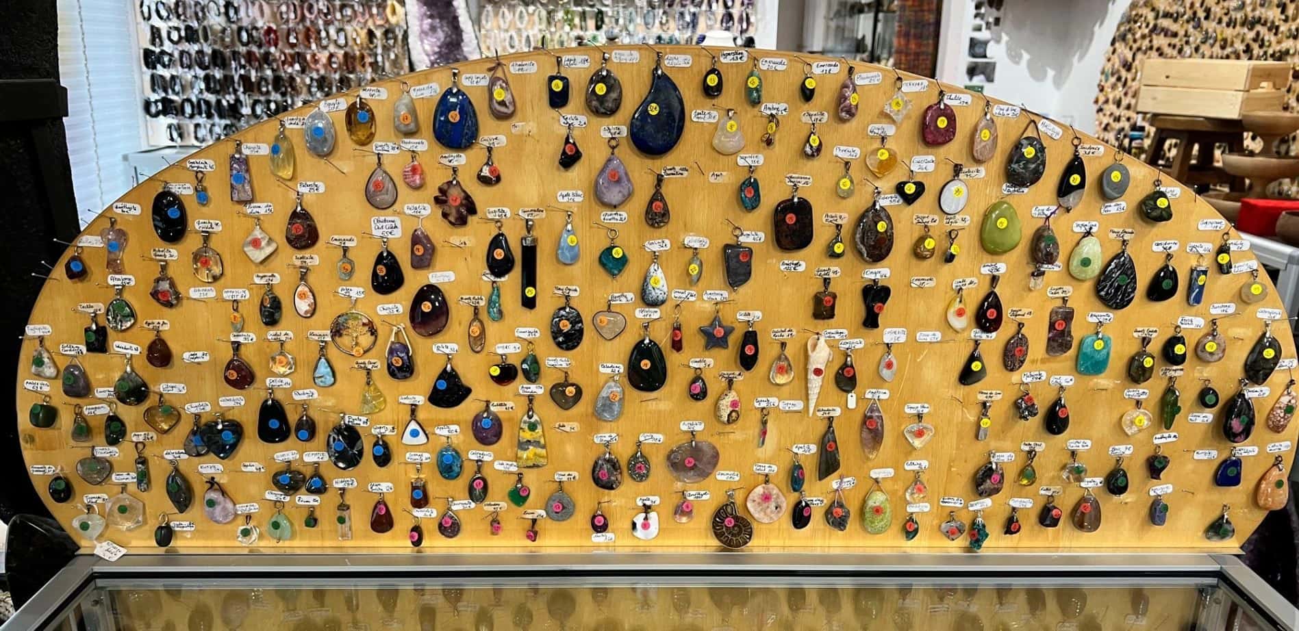 Des pendentifs