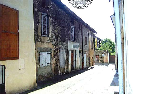 Divers à Tullins (38), Tullins à Tullins — photo 1