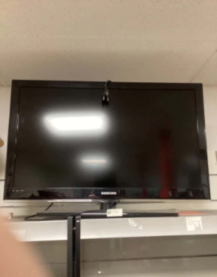 Écran TV Samsung avec télécommande