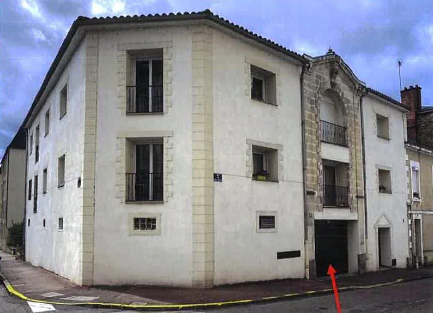 2 emplacements de Garage à Limoges
