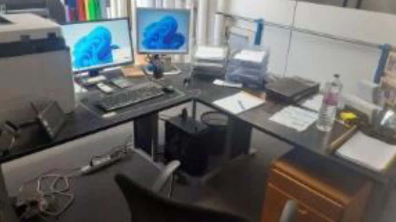 Ensemble de mobilier de bureau