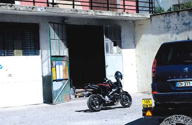 Entrepôt à la-Buisse (38), la-Buisse à la-Buisse — photo 1