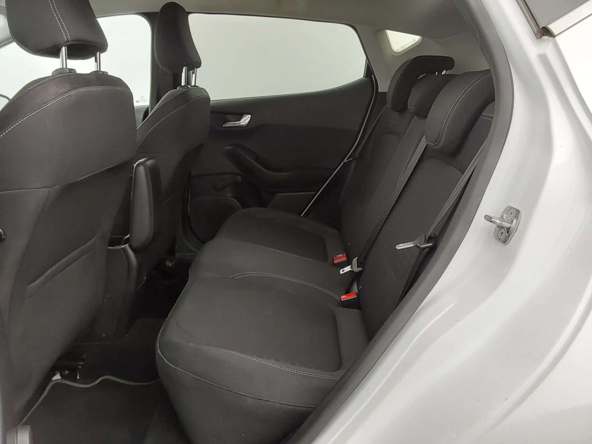 Fiesta 1.0 EcoBoost 100 ch S&S BVA6 Titanium, FORD · 2019 · 110060 km · Essence à Caudan — photo 1