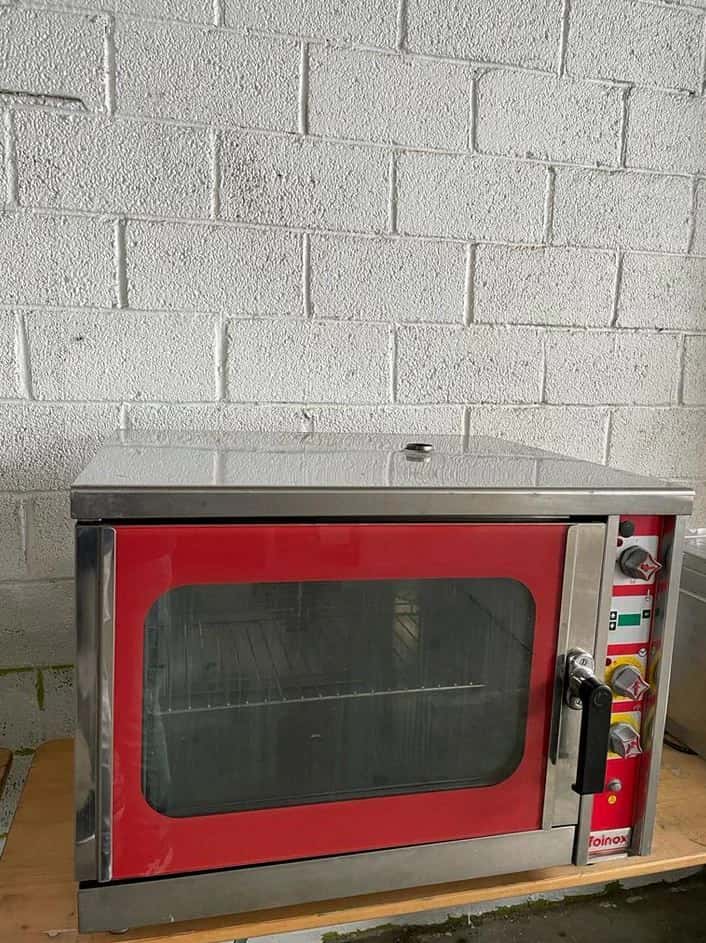 1 four à vapeur