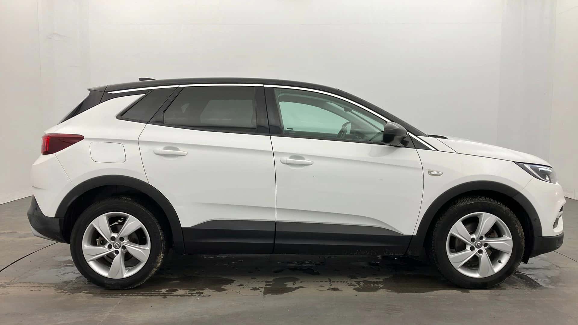 Grandland X 1.2 Turbo 130 ch BVA6, OPEL · 2018 · 92 991 km · Essence à Vertou — photo 1
