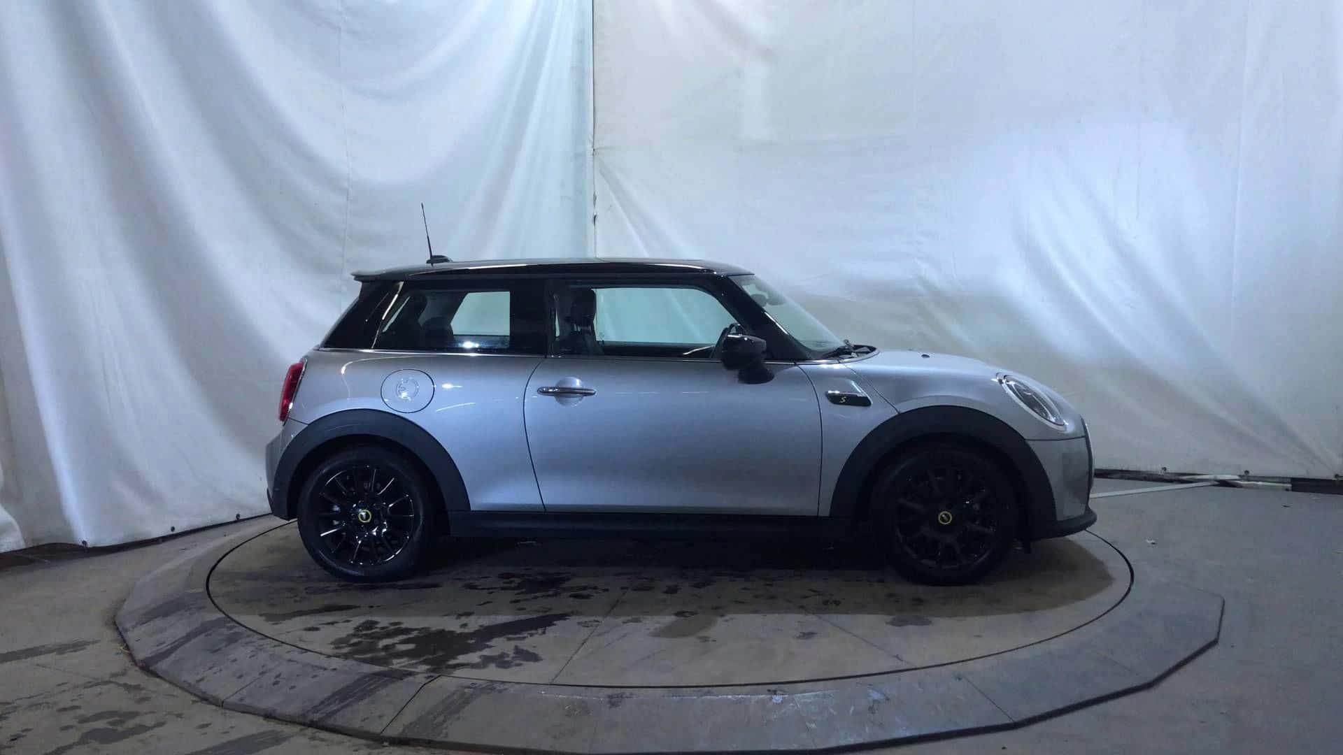 Hatch 3 Portes Cooper SE 184 ch, MINI · 2023 · 30 023 km · Electrique à Anceaumeville — photo 1