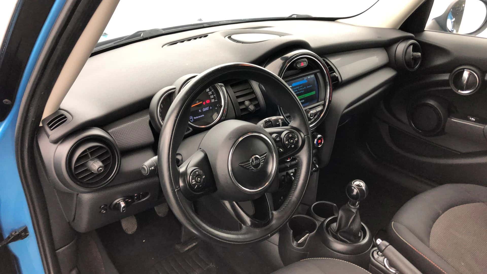 Hatch 5 Portes Cooper 136 ch, MINI · 2018 · 91 247 km · Essence à Vertou — photo 1
