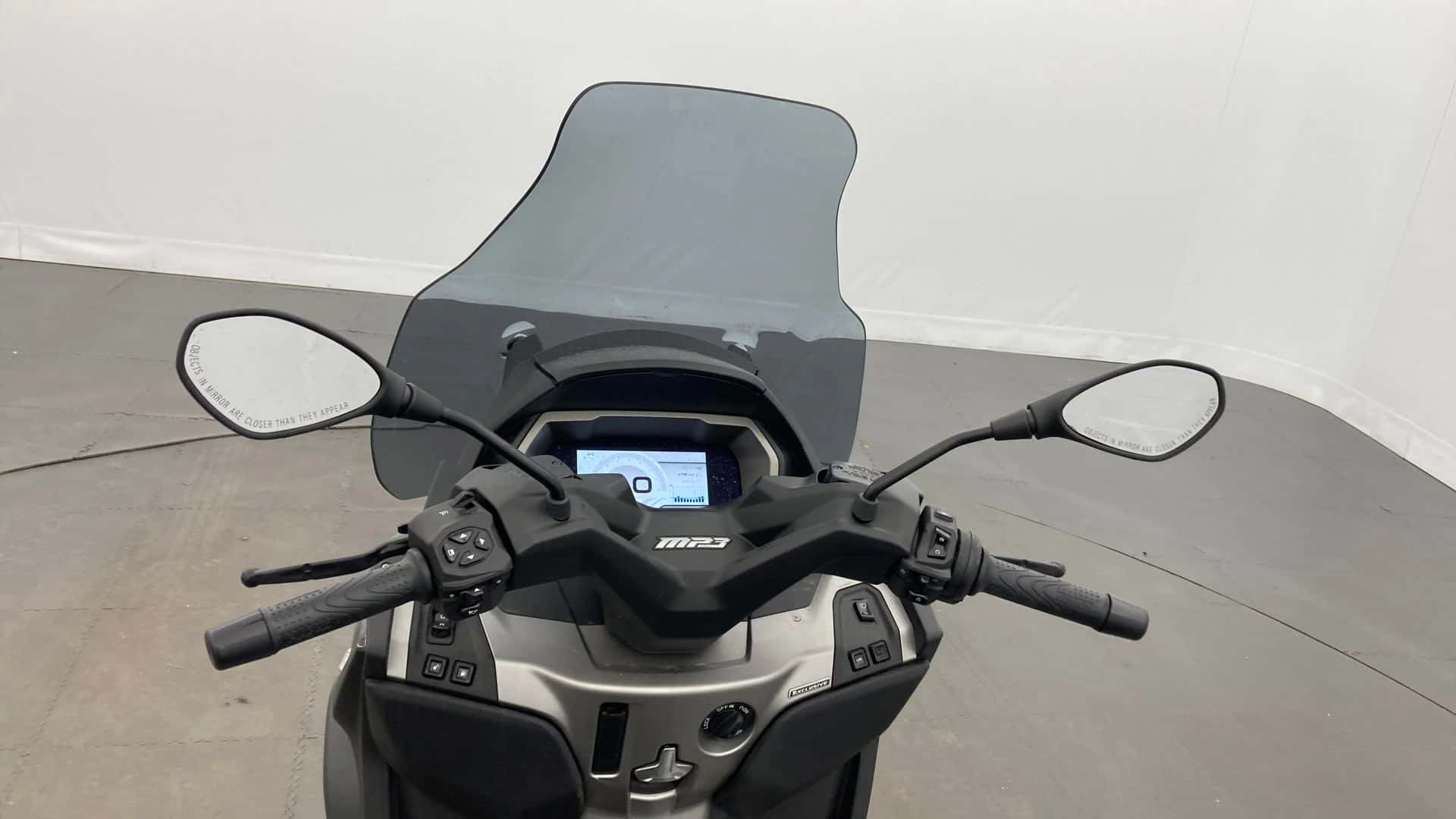 530 HPE, PIAGGIO · 2023 · 2 718 km · Essence à Colombier-Saugnieu — photo 1