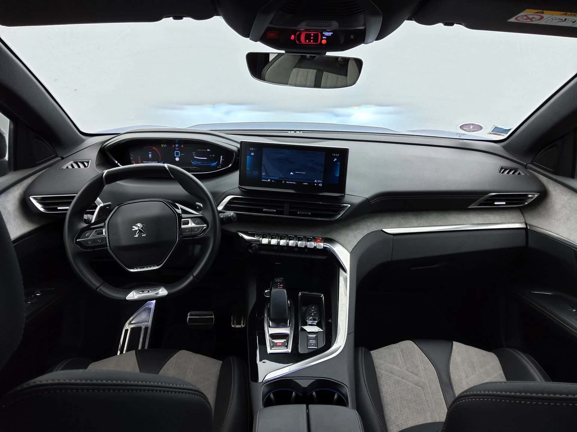 3008 Hybrid 225 e-EAT8 GT, PEUGEOT · 2021 · 73508 km · Hybride à Colombier-Saugnieu — photo 1