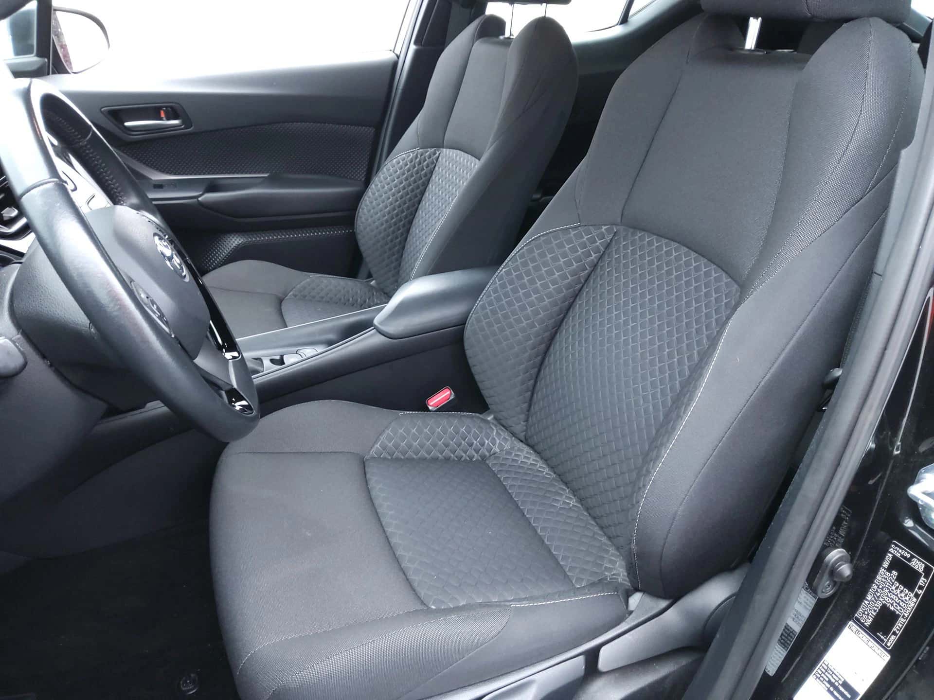 C-HR Hybride 1.8L, TOYOTA · 2021 · 36 983 km · Hybride à Bassens — photo 1