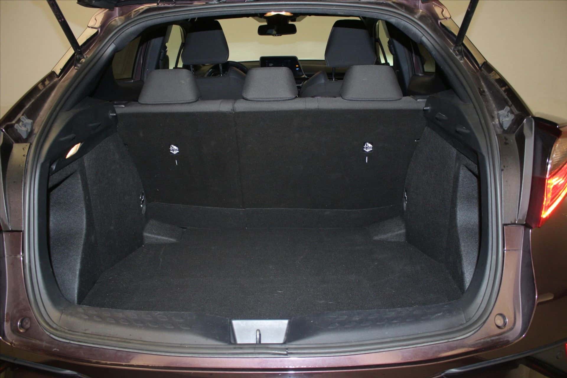 C-HR Hybride 1.8L, TOYOTA · 2023 · 52 610 km · Hybride à Caudan — photo 1