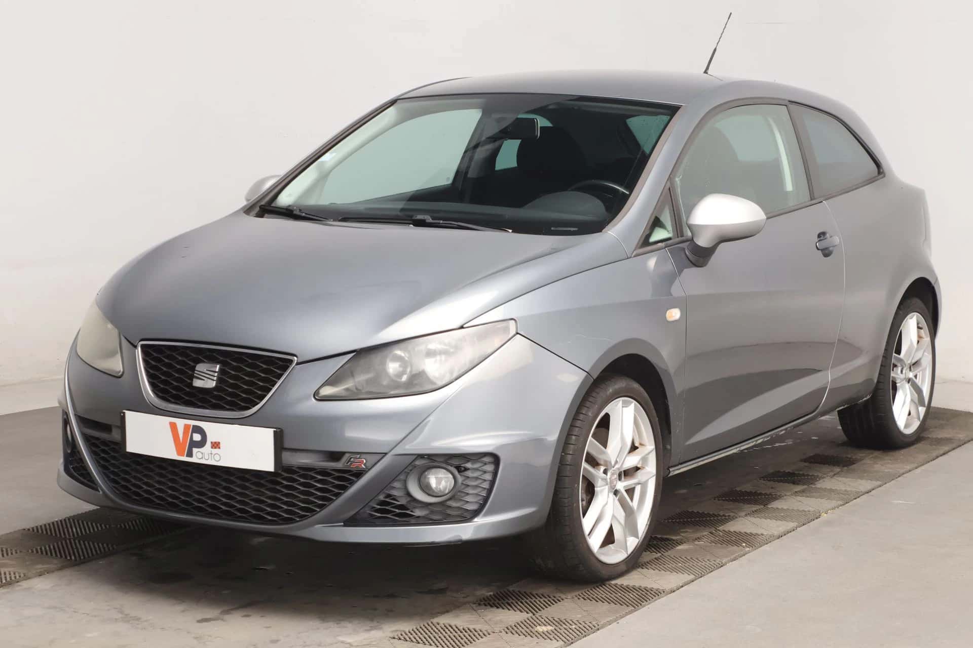 Ibiza SC 2.0 TDI 143 FAP, SEAT · 2012 · 143 153 km · Diesel à Caudan — photo 1