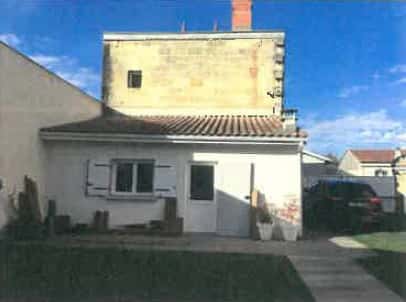 Immeuble à Le Bouscat (33), Le Bouscat à Le Bouscat — photo 1