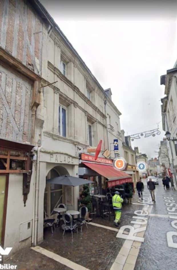 Immeuble de 330 m² à Chinon, Chinon · 330.00 m² à Chinon — photo 1