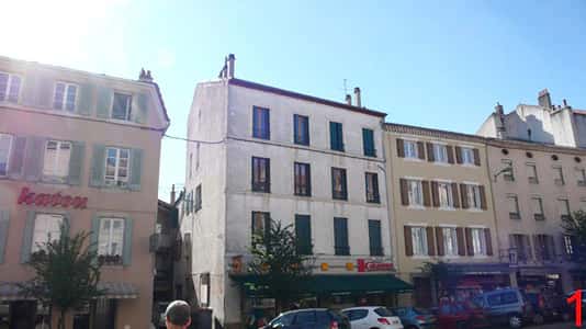 Immeuble à Langogne (48)