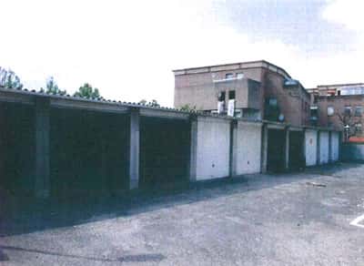 Immeuble à Saint-Fons (69), Saint-Fons à Saint-Fons — photo 1
