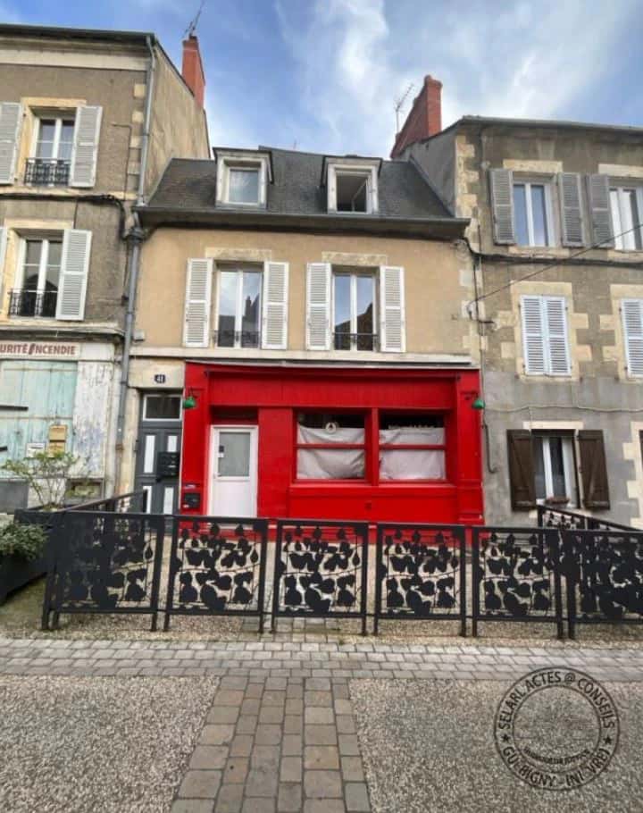 Un immeuble situé rue du 14 Juillet à Nevers