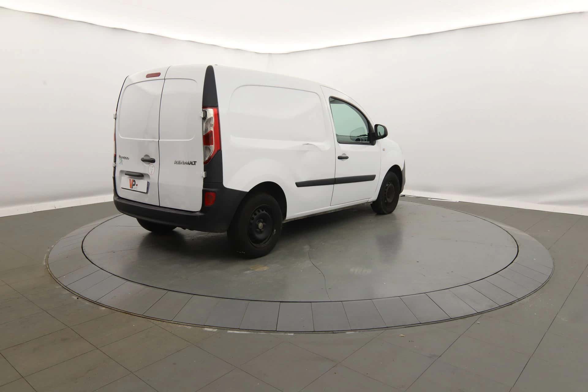 KANGOO EXPRESS TCE 115 ENERGY E6, RENAULT · 2017 · 85 702 km · Essence à Valenton — photo 1