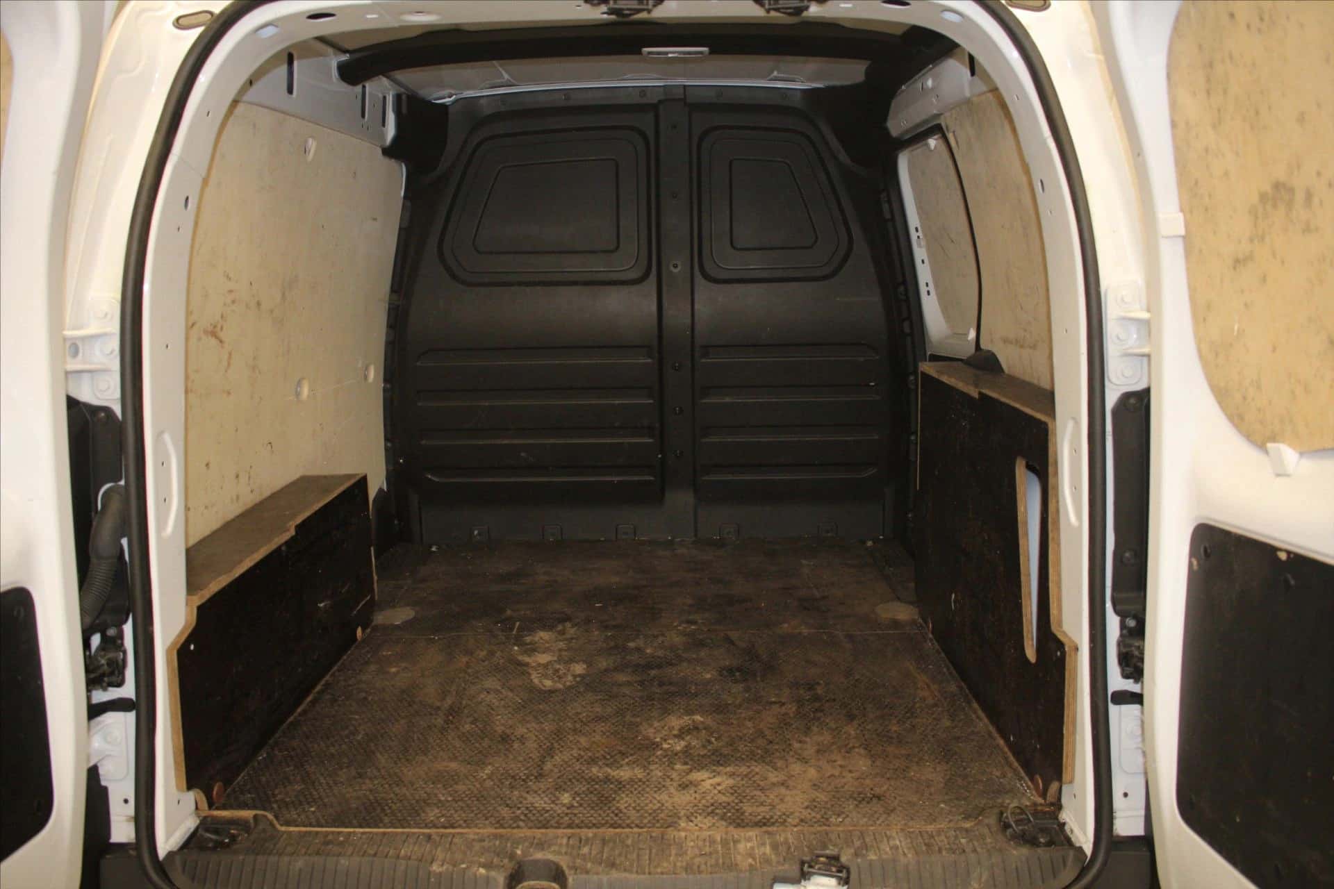 KANGOO VAN BLUE DCI 95, RENAULT · 2023 · 12 868 km · Diesel à Caudan — photo 1