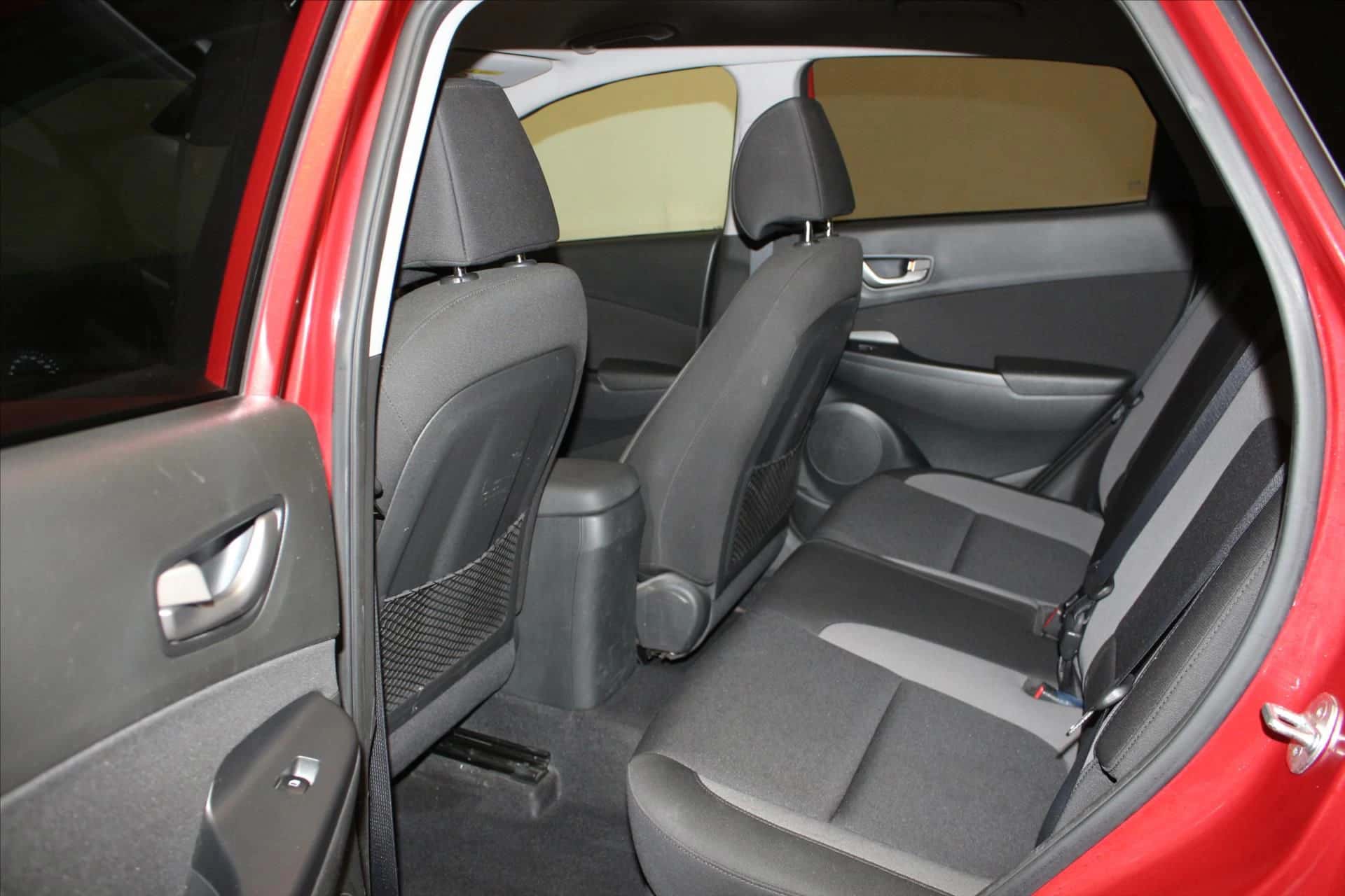 KONA 1.0 T-GDI 120 EDITION #2, HYUNDAI · 2018 · 107 609 km · Essence à Caudan — photo 1