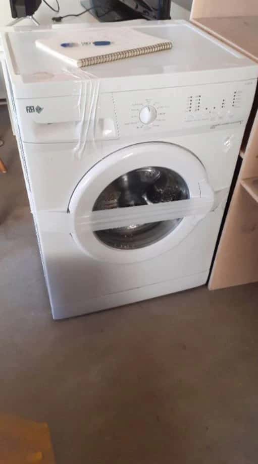 Lave-linge FAR LF120510 max 5 kg
