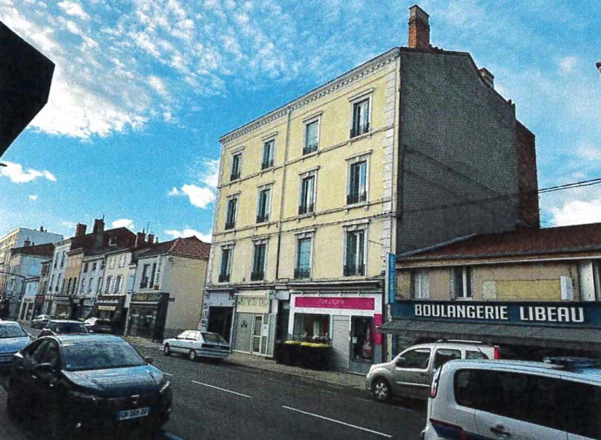 Un local commercial de 34,55 m², Av. de la Libération à Le Coteau, Le Coteau · 34.55 m² à Le Coteau — photo 1