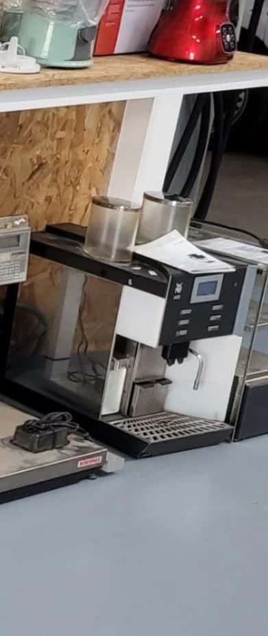 1 machine à café WMF 1400