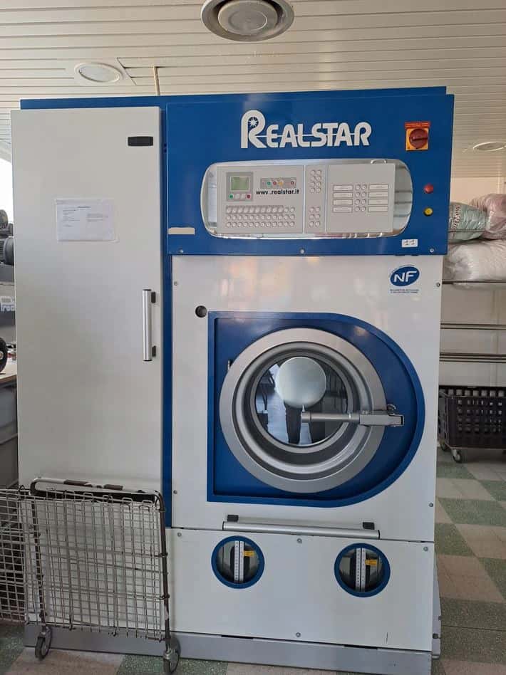 Machine de nettoyage à sec Realstar KM 212