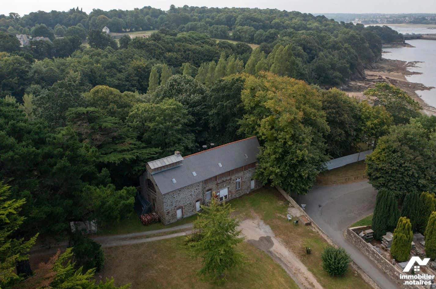 Maison T2 de 220 m² avec jardin à St Malo