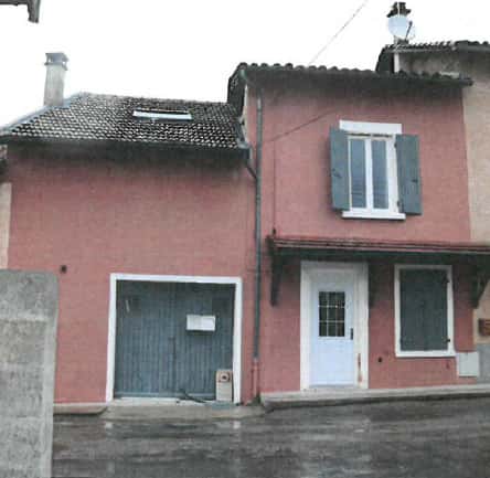Maison à Bourgoin-Jallieu (38), Bourgoin-Jallieu à Bourgoin-Jallieu — photo 1